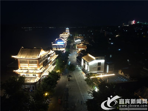 鳥瞰李莊古鎮(zhèn)夜景.jpg
